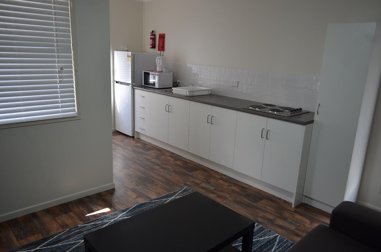 Wondai Accommodation Units And Villas المظهر الخارجي الصورة