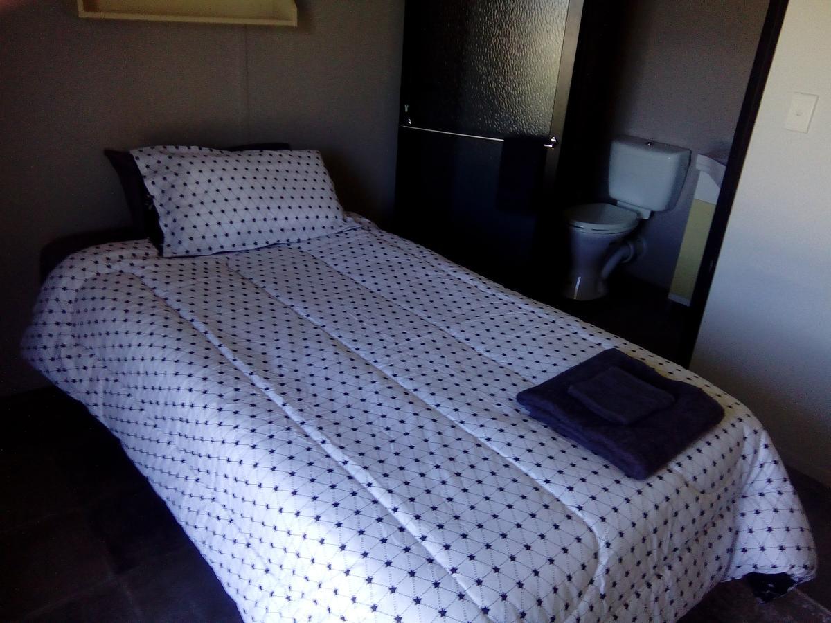 Wondai Accommodation Units And Villas المظهر الخارجي الصورة